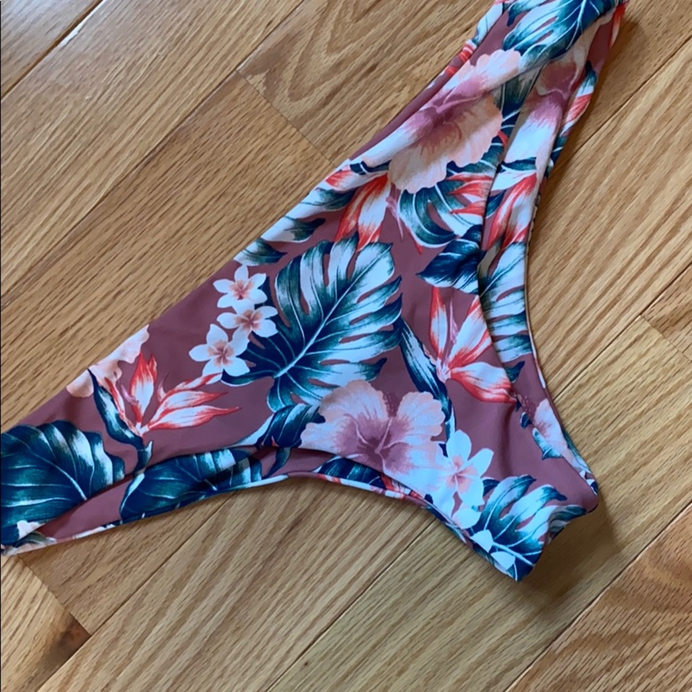 Hawaiian/Tropical Target bikini bottoms
